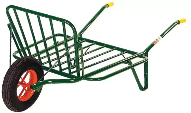 Brouette à fourrage verte roue increvable Offre Spéciale